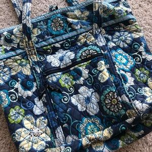 Vera Bradley bucket bag